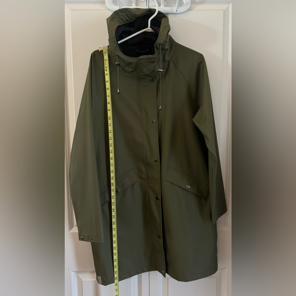 JARDINES DOMAINE green olive rain coat, collaboration with Sammy Sylvester - Picture 6 of 8